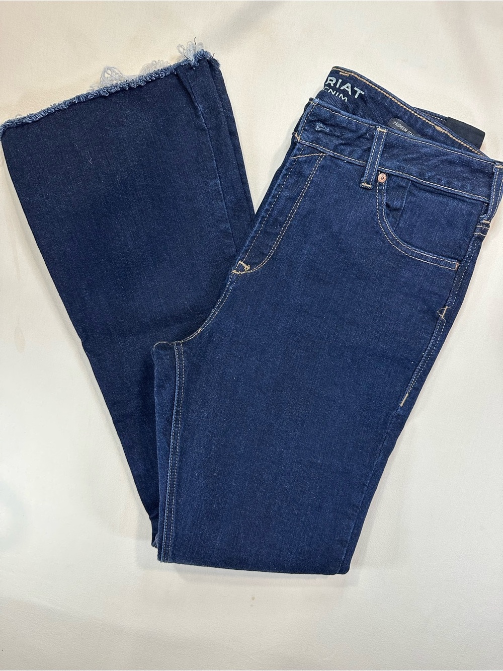 Ariat Premium Italian Denim High Rise Flare Jeans Size 32R Frayed Hem NWOT Rodeo